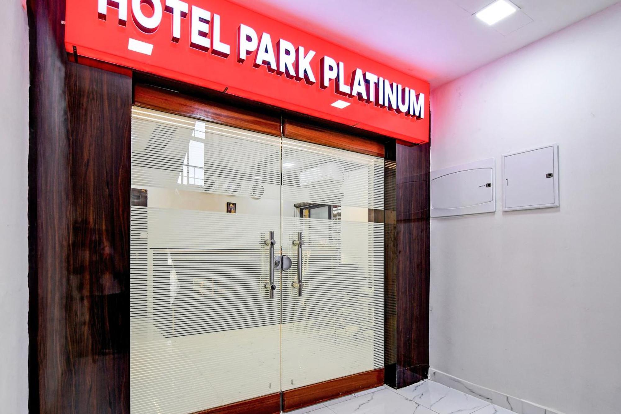 Hotel O Park Platinum โกลกาตา ภายนอก รูปภาพ