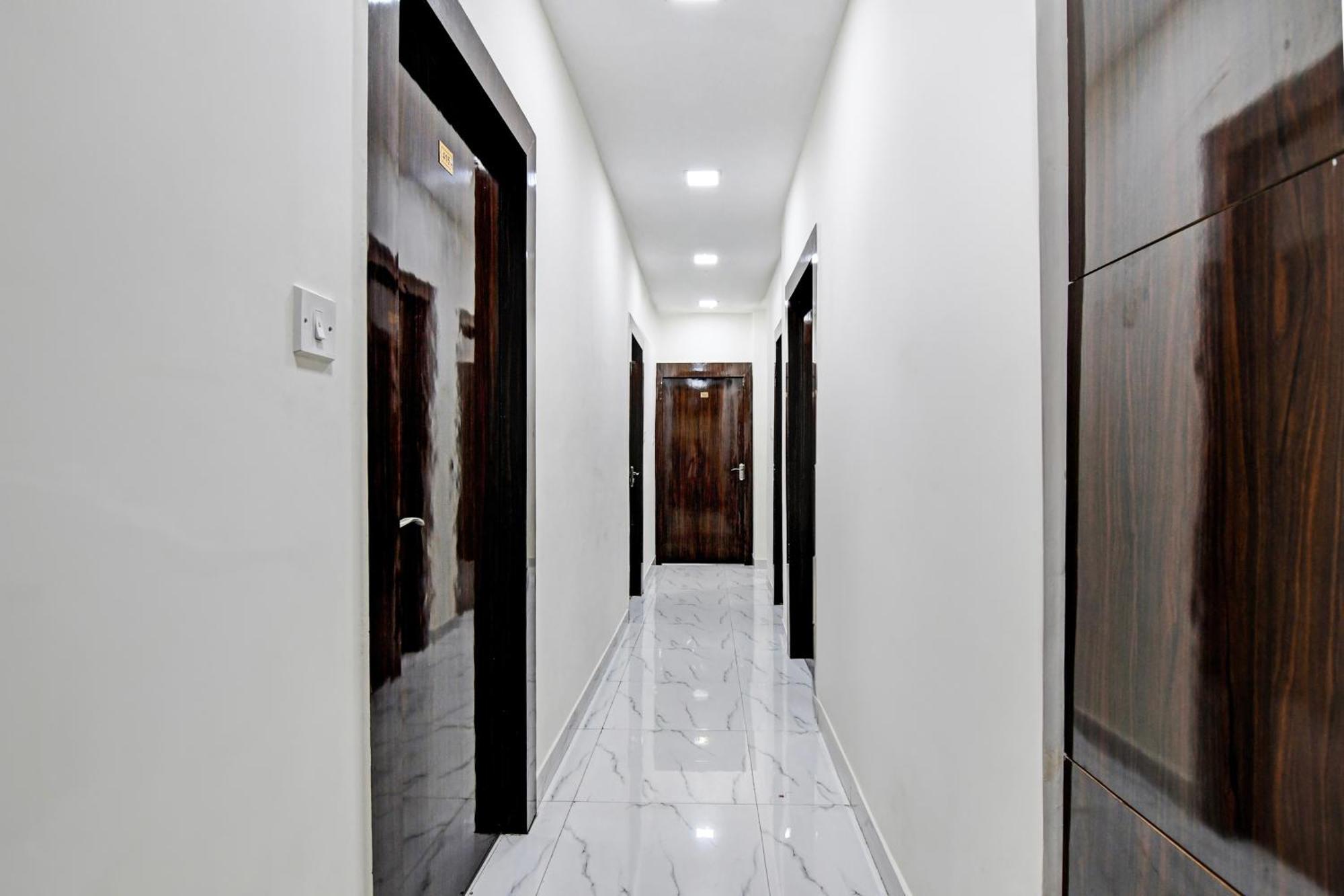 Hotel O Park Platinum โกลกาตา ภายนอก รูปภาพ
